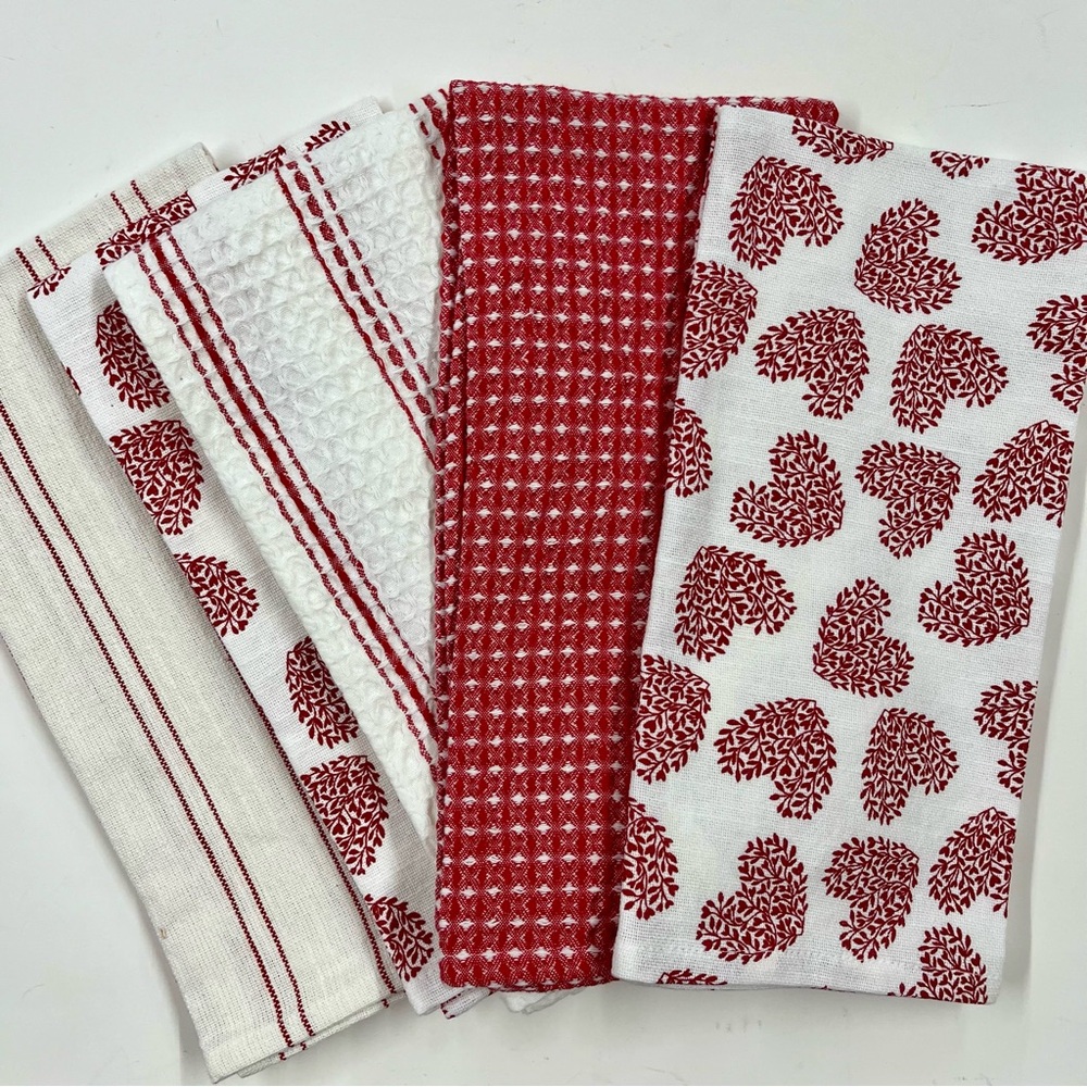 Nicole Miller Red Kitchen Tea Towels Hearts Farmhouse Red Set of 5 Towels NWOT